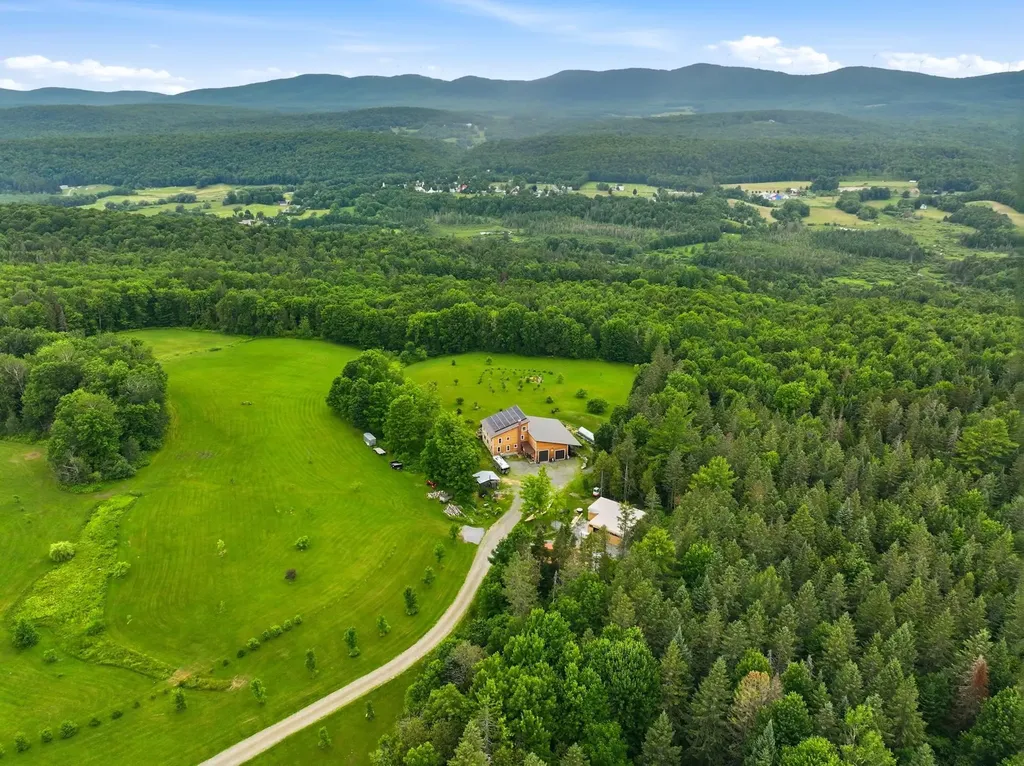 1090 Center Road Albany VT 05820