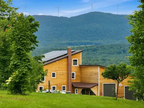 1090 Center Road Albany VT 05820