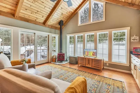 1481 Bennington Road Francestown NH 03043