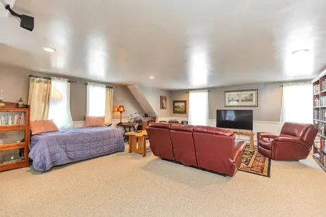 1481 Bennington Road Francestown NH 03043