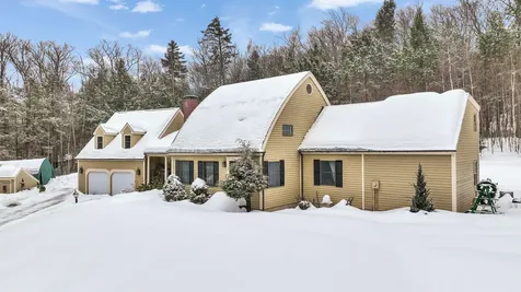 1481 Bennington Road Francestown NH 03043