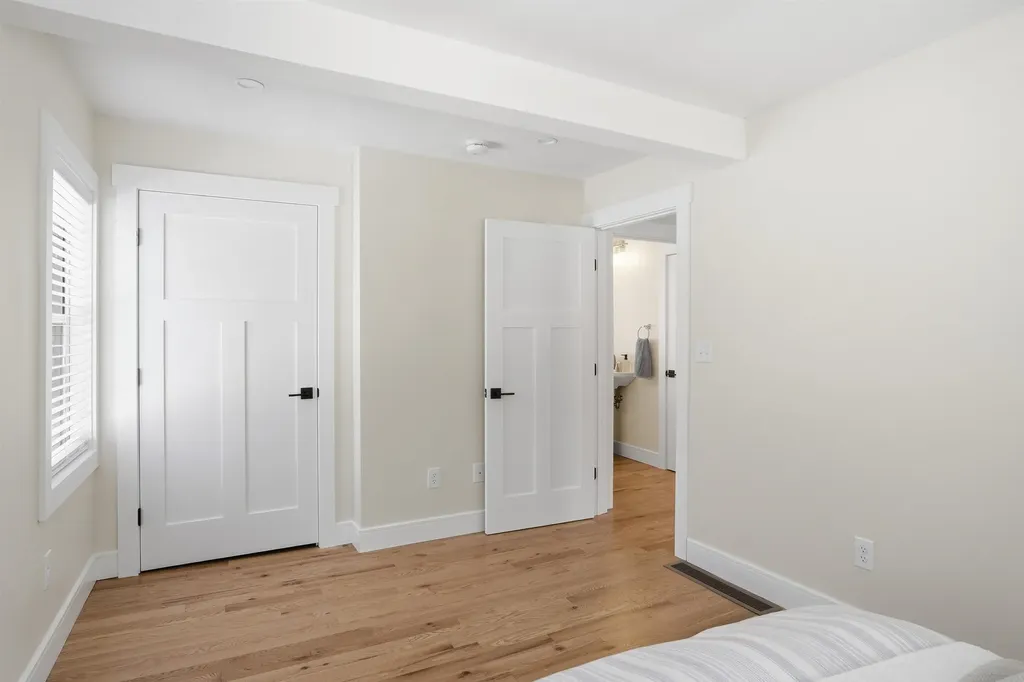 50 Cobbetts Pond Road Windham NH 03087