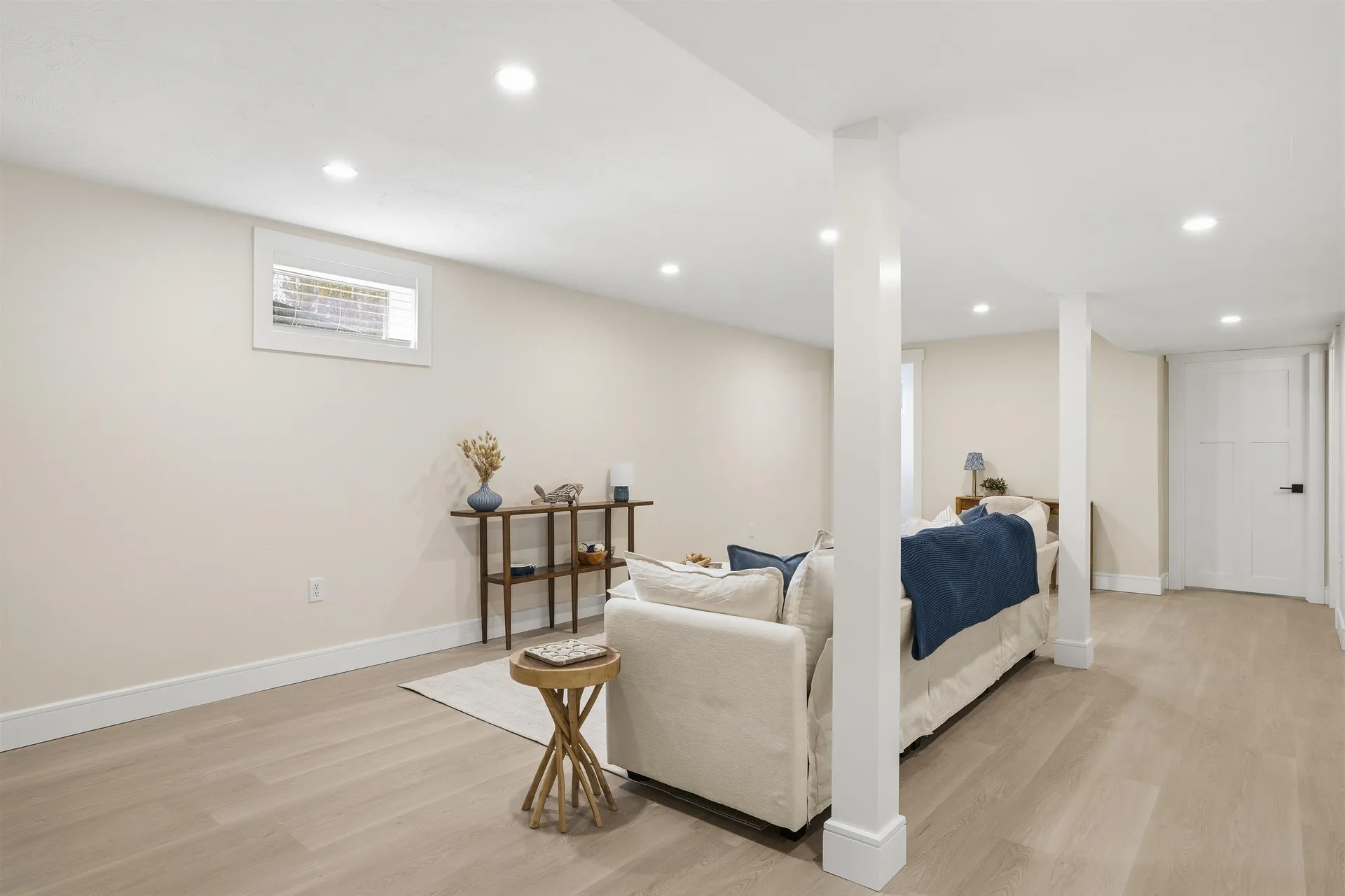 50 Cobbetts Pond Road Windham NH 03087