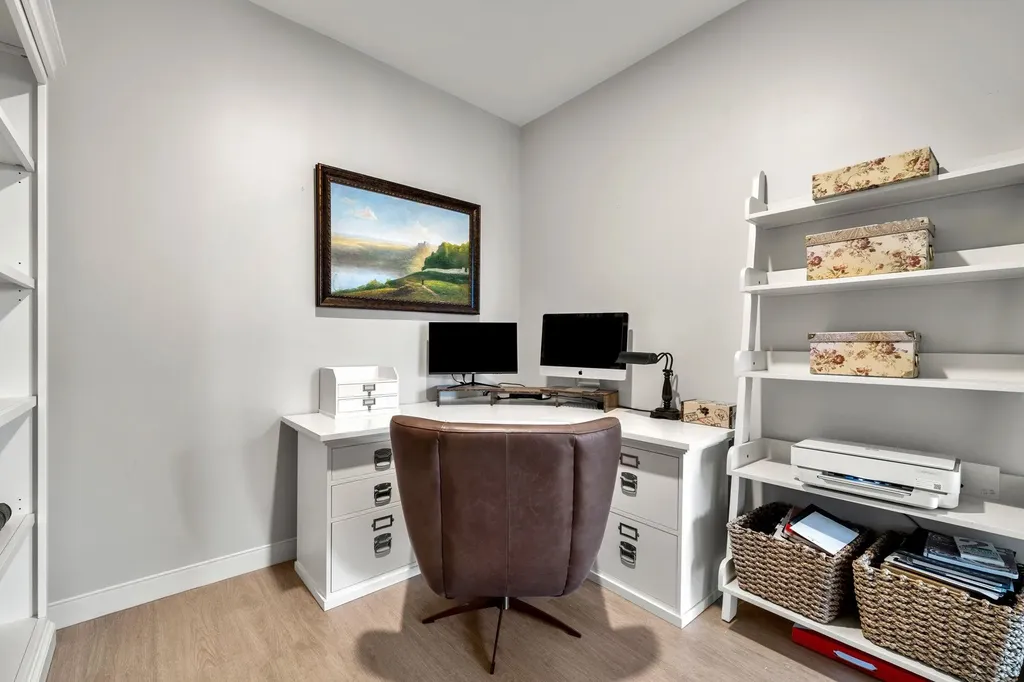 18 Artisan Drive Salem NH 03079