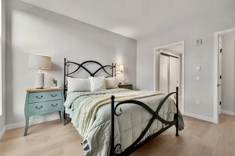 18 Artisan Drive Salem NH 03079