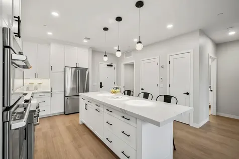 18 Artisan Drive Salem NH 03079