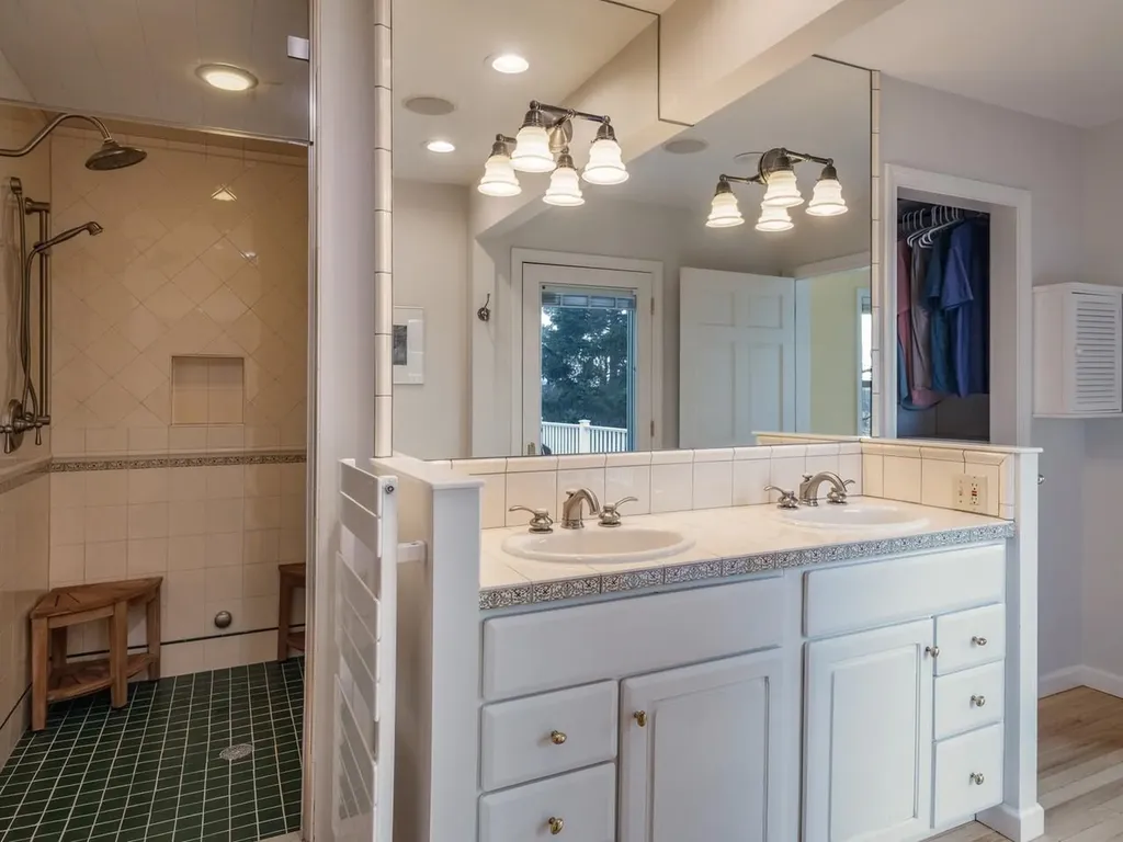 139 Southridge Road Shelburne VT 05482