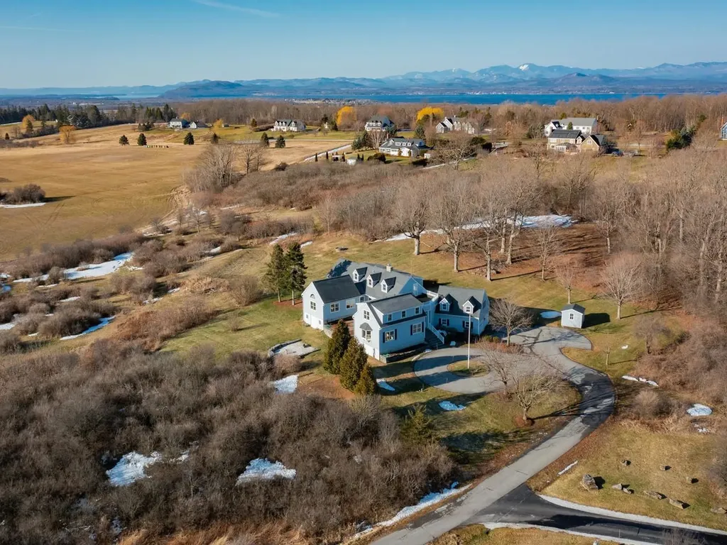 139 Southridge Road Shelburne VT 05482