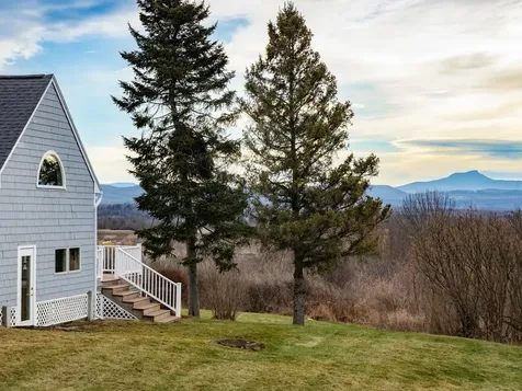 139 Southridge Road Shelburne VT 05482