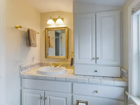 139 Southridge Road Shelburne VT 05482