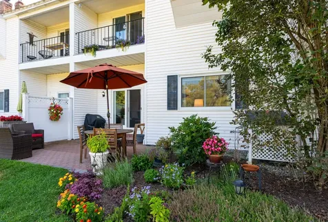 135 Amherst Street Amherst NH 03031
