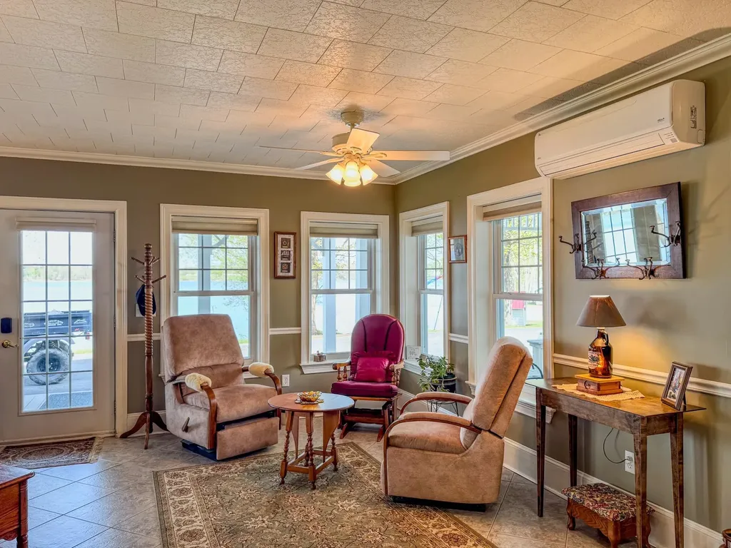 57A Farrants Point Newport City VT 05855