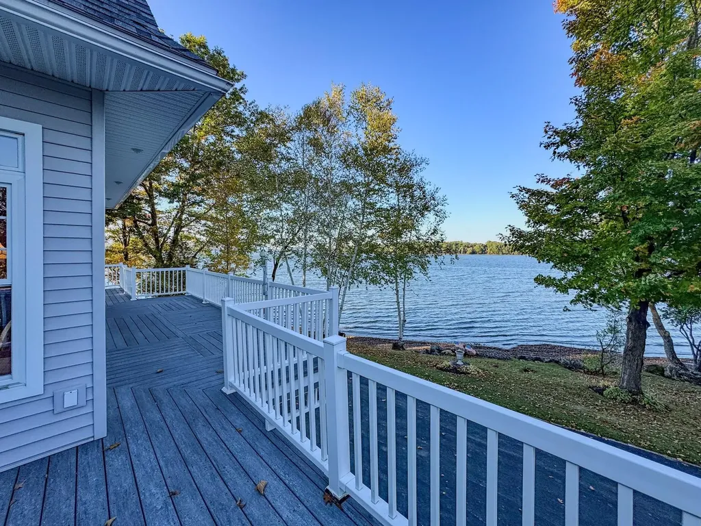 57A Farrants Point Newport City VT 05855
