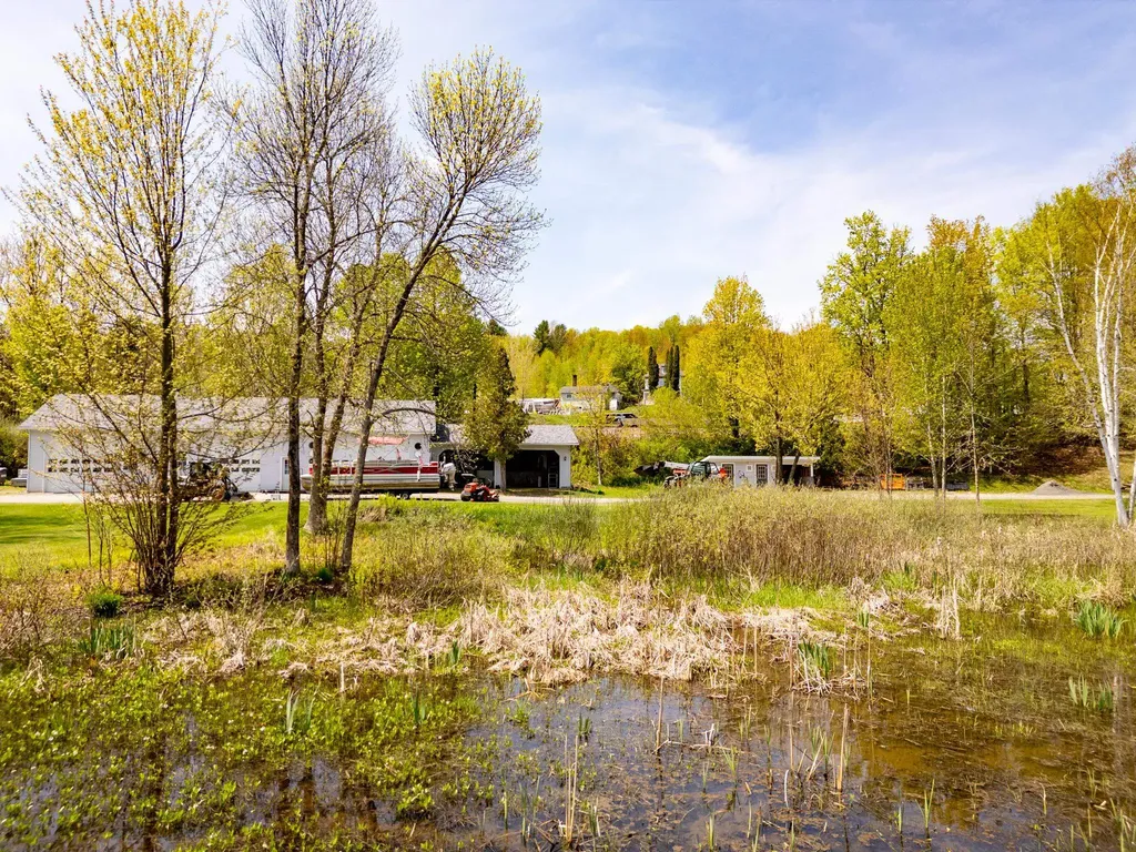 57A Farrants Point Newport City VT 05855