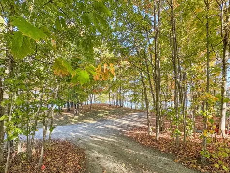 57A Farrants Point Newport City VT 05855