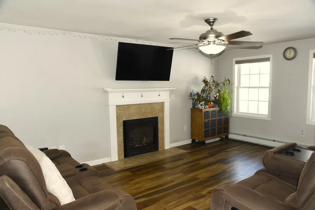 94 Autumn Lane Barrington NH 03825