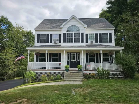 94 Autumn Lane Barrington NH 03825
