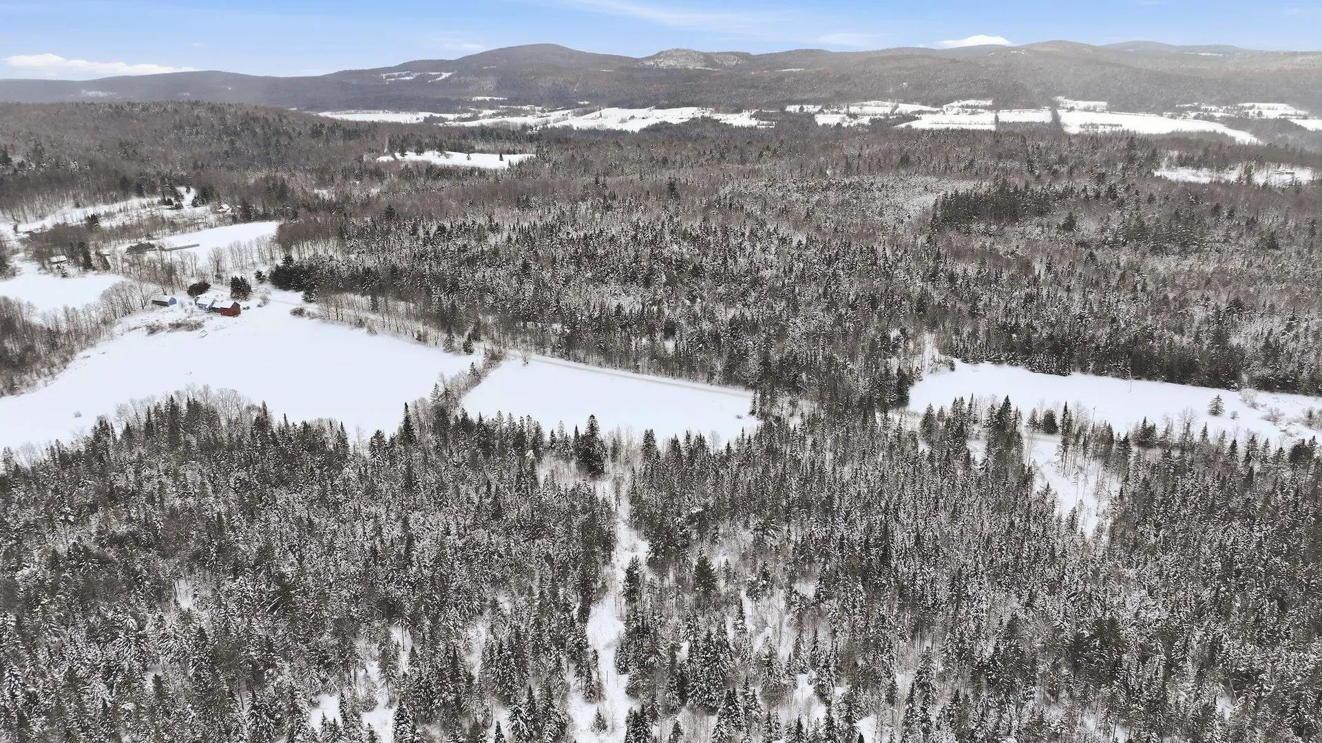 1090 Center Road Albany VT 05845