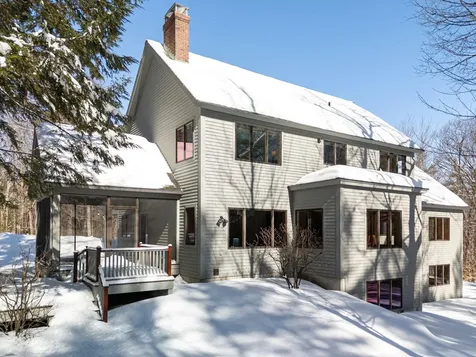 16 Hayfield Road Hanover NH 03750
