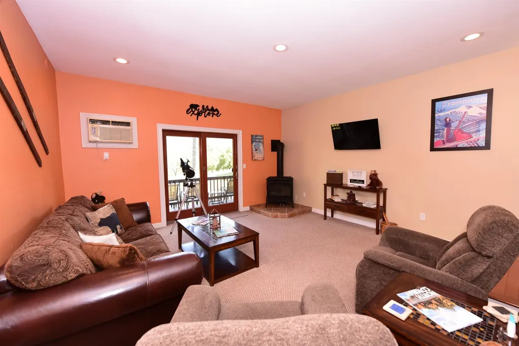 65 Bear Puddin Lane Conway NH 03860