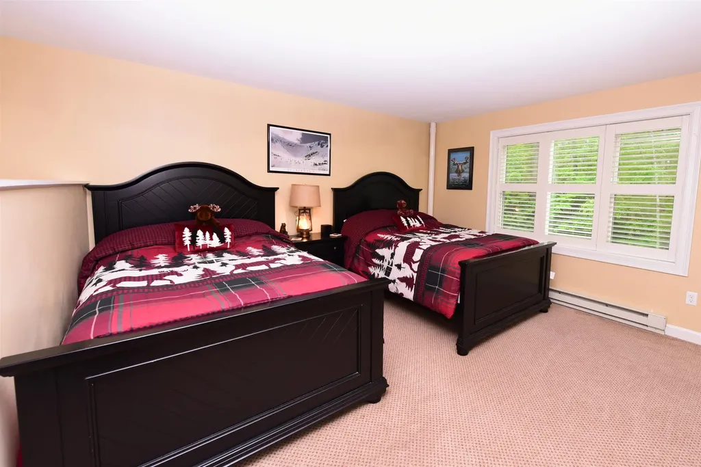 65 Bear Puddin Lane Conway NH 03860