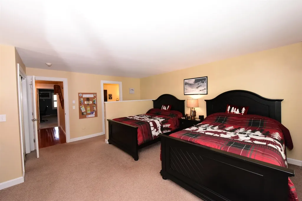 65 Bear Puddin Lane Conway NH 03860