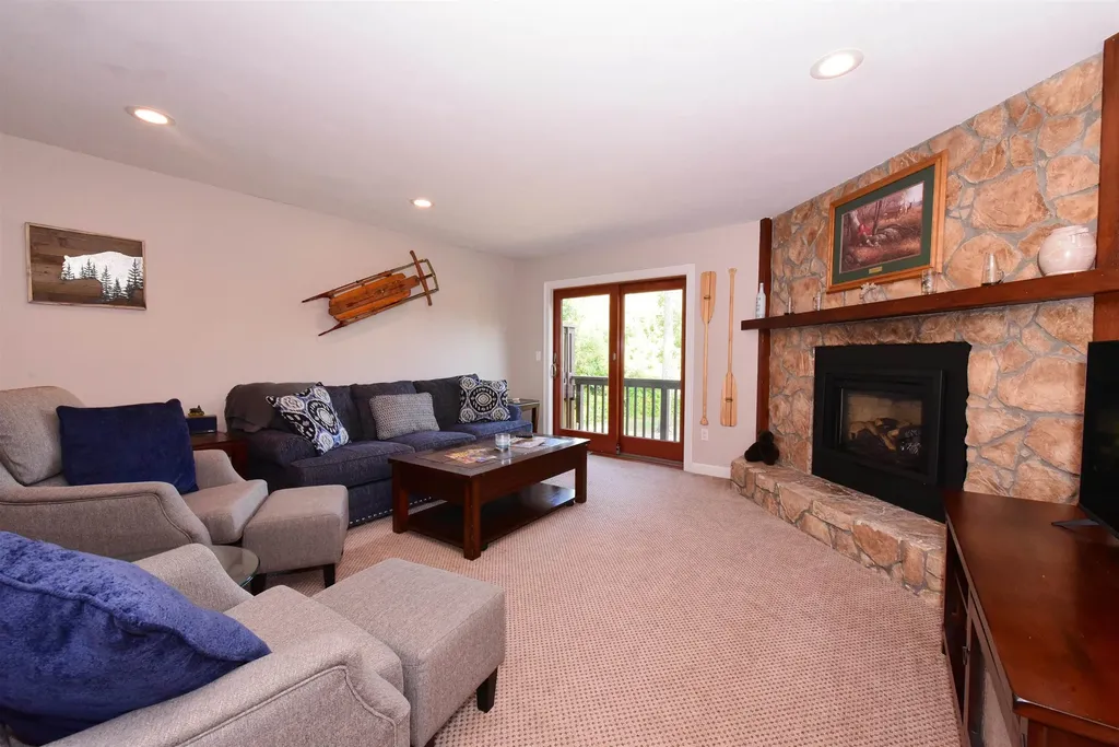 65 Bear Puddin Lane Conway NH 03860