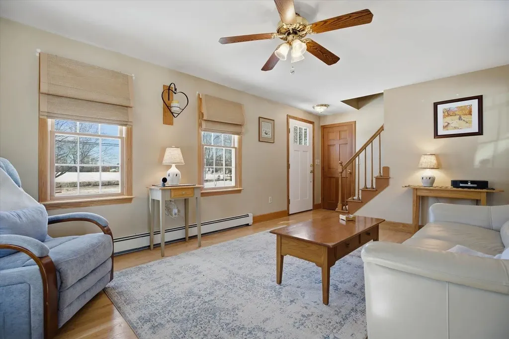 337 Exeter Road Hampton Falls NH 03844