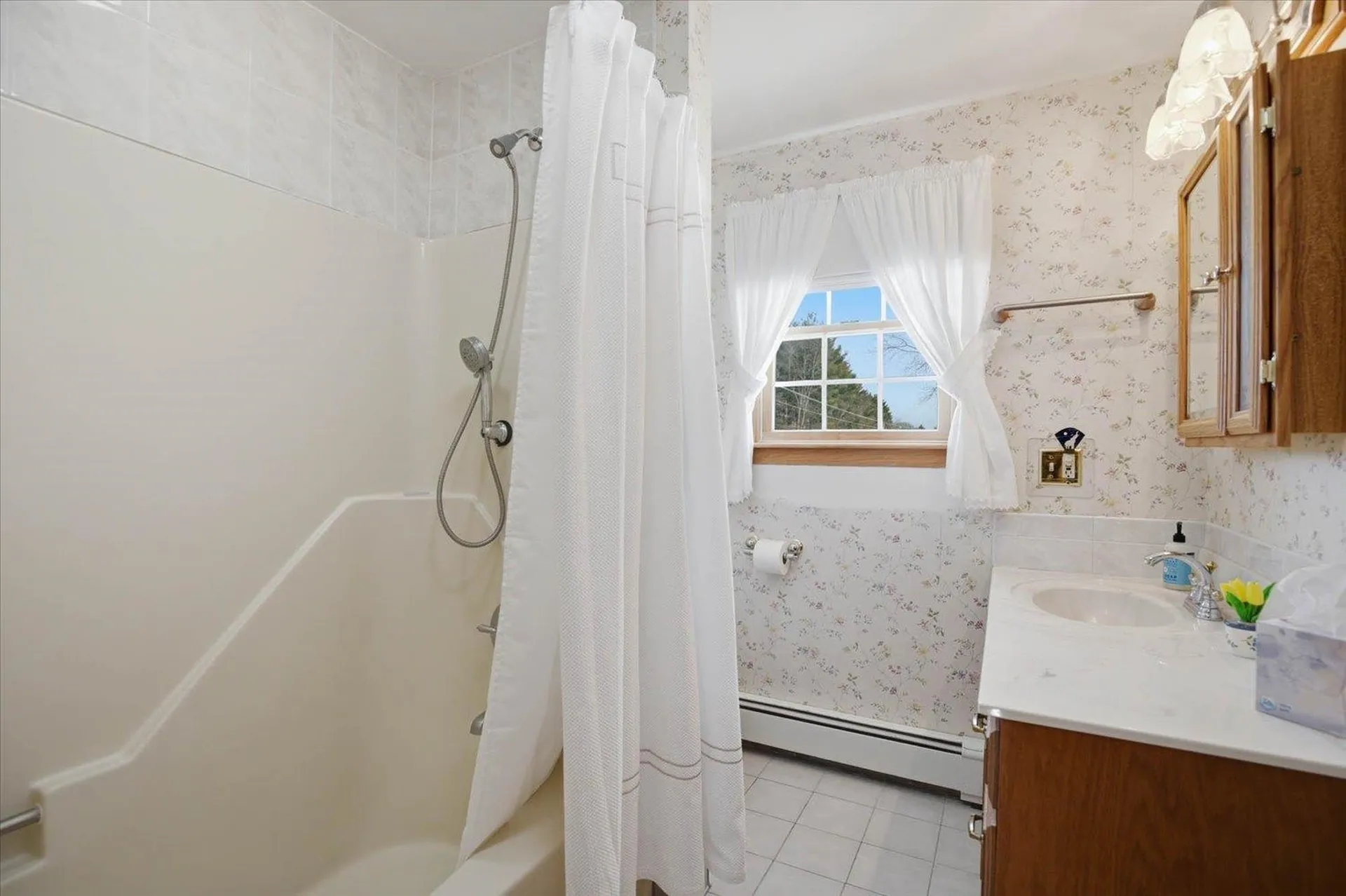 337 Exeter Road Hampton Falls NH 03844