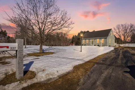 337 Exeter Road Hampton Falls NH 03844