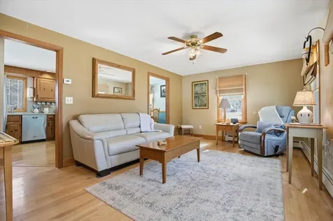 337 Exeter Road Hampton Falls NH 03844