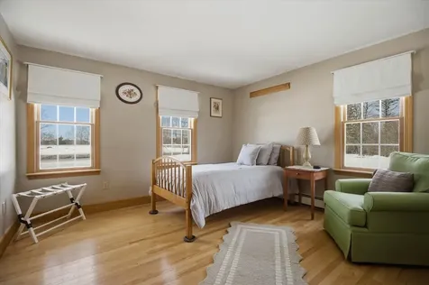 337 Exeter Road Hampton Falls NH 03844
