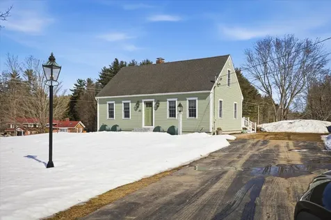337 Exeter Road Hampton Falls NH 03844