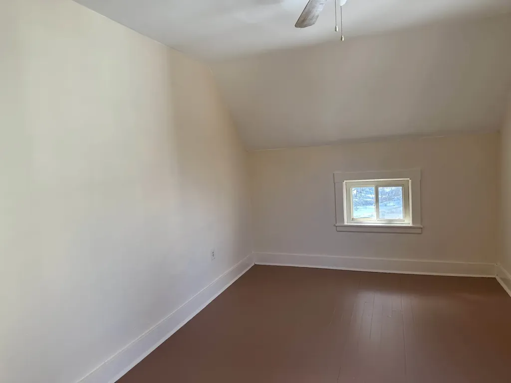 63 Hyde Street Rockingham VT 05101