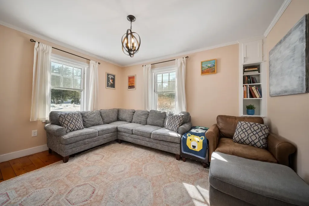 589 Gibbons Highway Wilton NH 03086