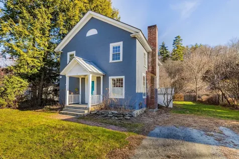 5 Brownsville Road Hartland VT 05049