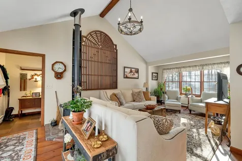 9 Birchview Terrace Hanover NH 03755