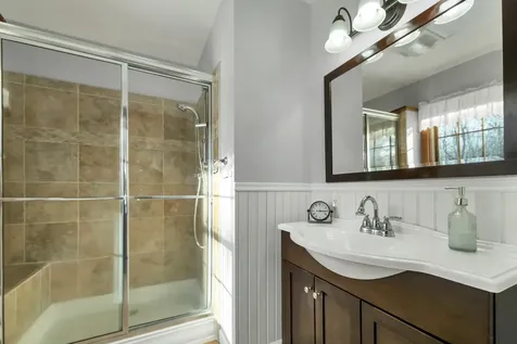 9 Birchview Terrace Hanover NH 03755
