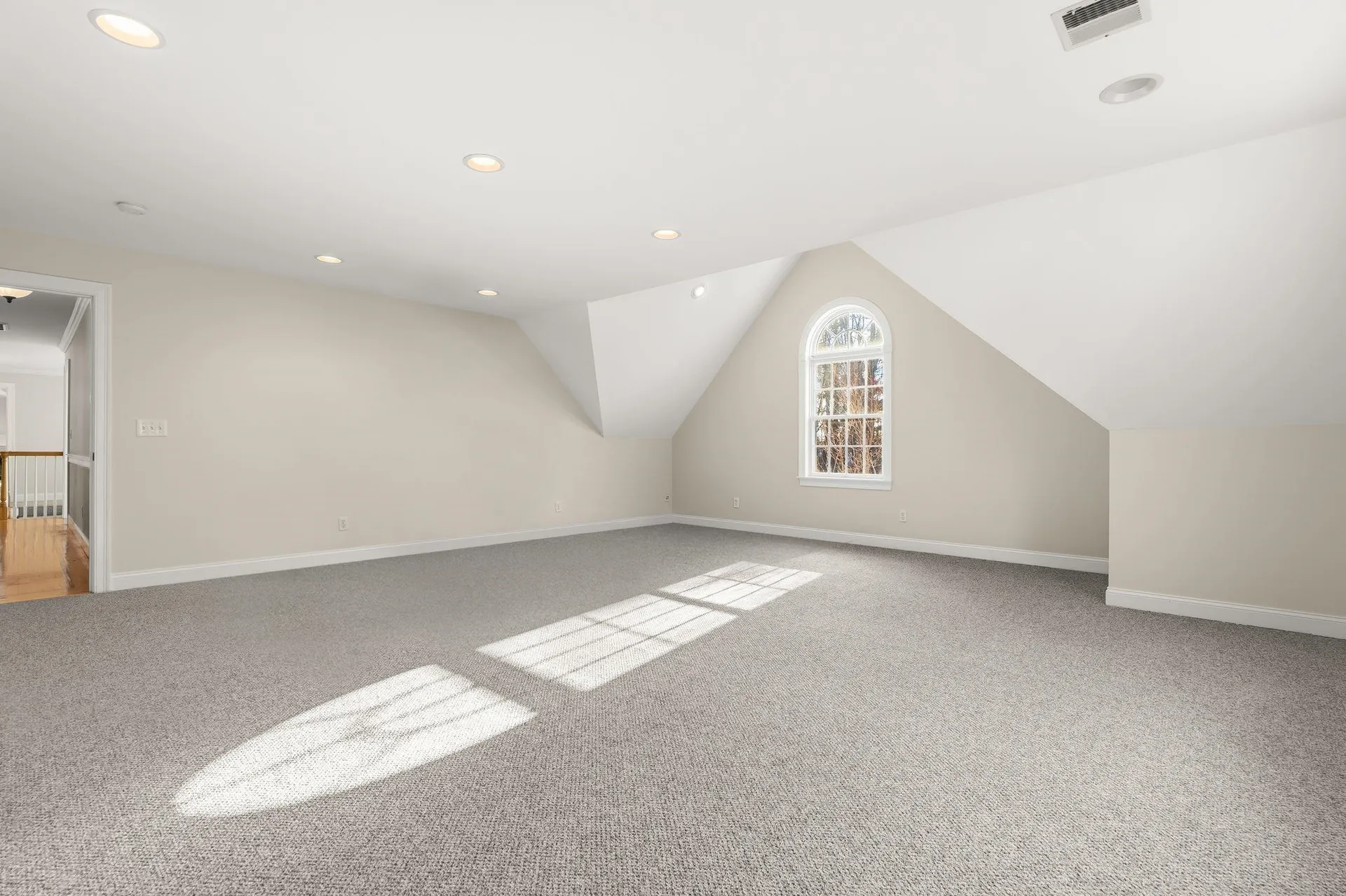 69 Exeter Road North Hampton NH 03862