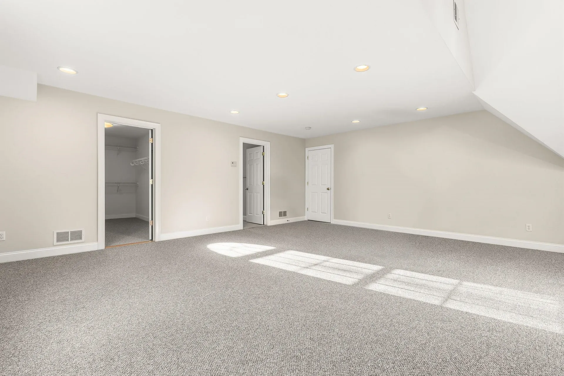 69 Exeter Road North Hampton NH 03862
