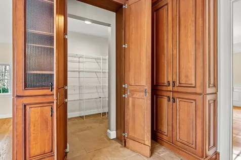 69 Exeter Road North Hampton NH 03862