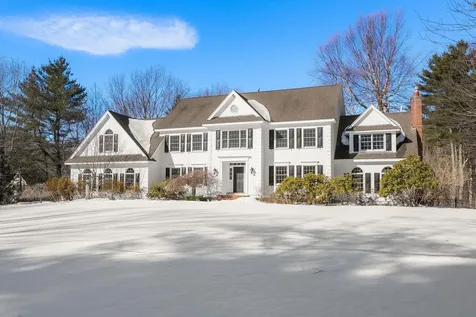 69 Exeter Road North Hampton NH 03862