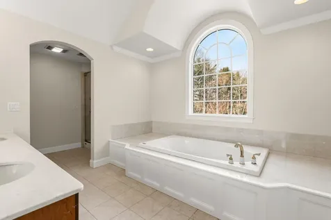 69 Exeter Road North Hampton NH 03862