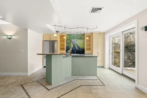 69 Exeter Road North Hampton NH 03862