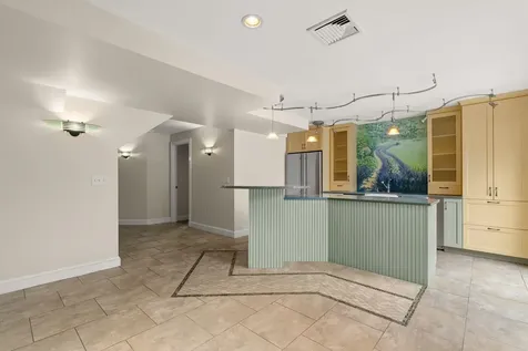 69 Exeter Road North Hampton NH 03862