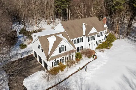 69 Exeter Road North Hampton NH 03862