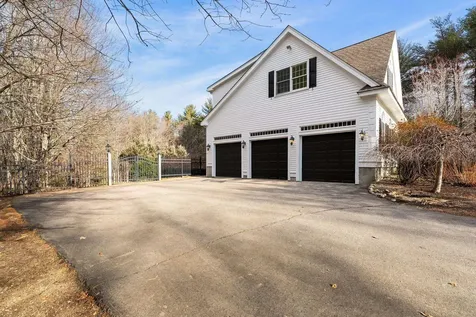 69 Exeter Road North Hampton NH 03862