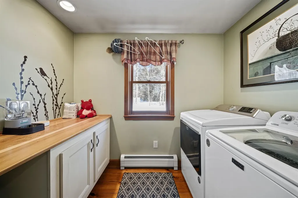 12 Loring Drive Rochester NH 03839