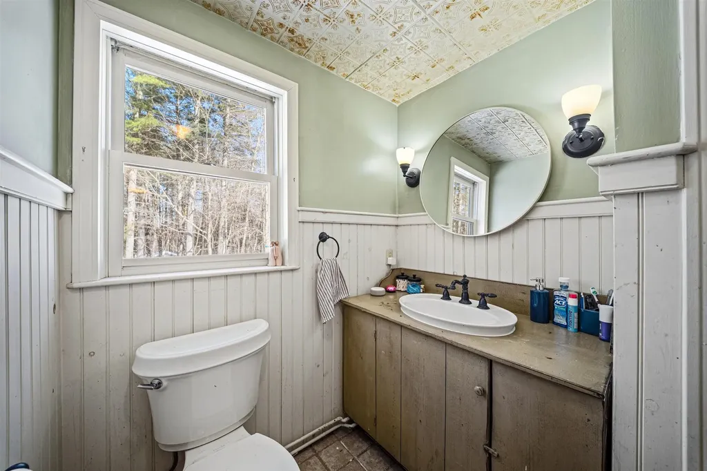 12 Loring Drive Rochester NH 03839