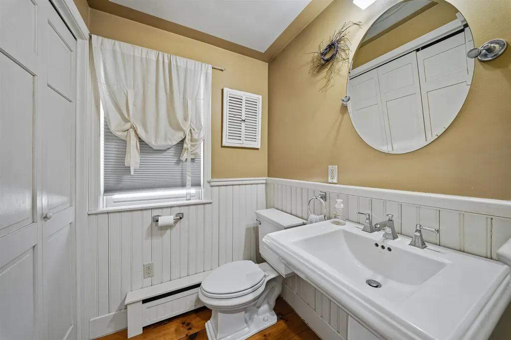 12 Loring Drive Rochester NH 03839